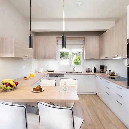 Mm Villa *